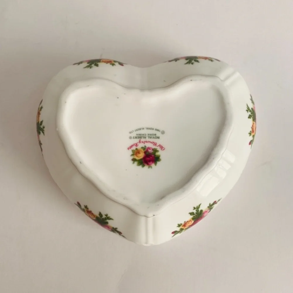Vtg Royal Albert Old Country Roses Heart-Shaped Porcelain Trinket Dish
